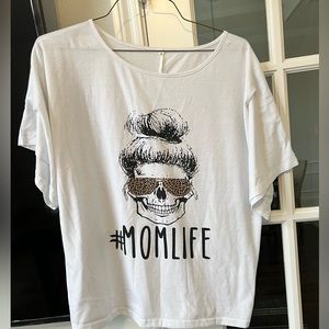 Mom life 😎